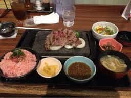石焼ステーキ 贅 金沢店