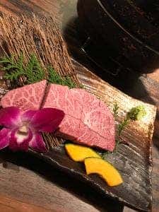 和牛七厘炭火焼肉 くいだおれ