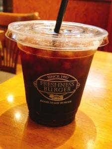 フレッシュネスバーガー 新大久保店