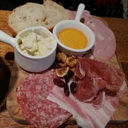 KirCHEN & MARKET ルクア大阪店