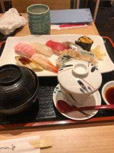 浜寿し エスカ店