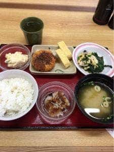 華さん食堂 西港店