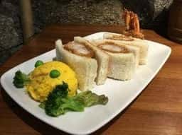 怪獣酒場 新橋蒸溜所