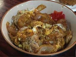 とんかつと焼肉の店 やまと