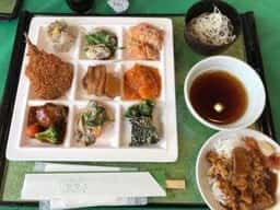 ギャツビイゴルフクラブ レストラン