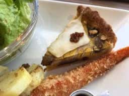peace cafe Dinghy