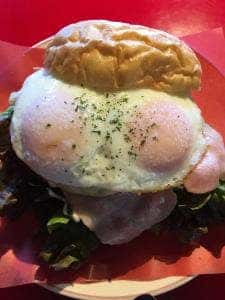 カフェレストラン・カウタウン