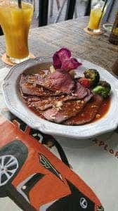 カフェ&ビジネスラウンジ 川崎キングスカイフロント東急REIホテル