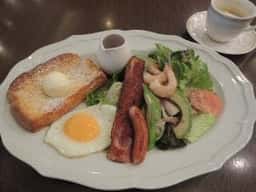 ロイヤルホスト 谷津坂店