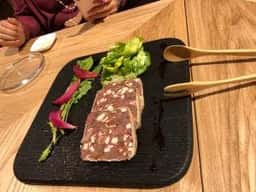 MEMU EARTH HOTEL