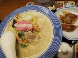 リンガーハット KITTE博多店