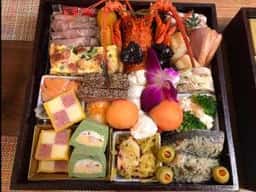 寿司・弁当八百彦本店