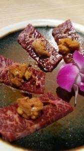 炭火極味焼肉 英