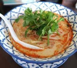 タイ料理 パクチータイ
