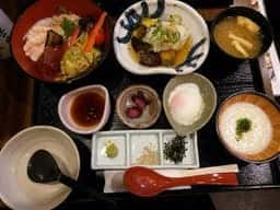 ご飯ととろろ とろ麦 立川ガーデンテーブルズ店