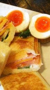 ふわふわダイニング