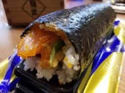 魚屋シュン