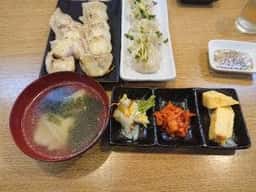 ブンブン餃子 草加本店