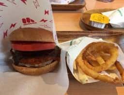 モスバーガー 秦野店