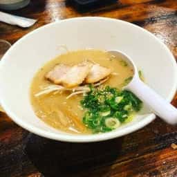 ほんまもん 和歌山ラーメン めん盛屋 八両 白浜新地店