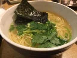 大笑