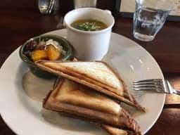 KELMSCOTT CAFE