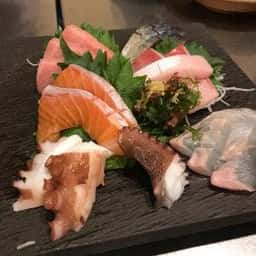 逸品料理 亀萬