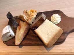 ベーカリー＆カフェ 南西の風