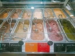 FAR EAST BAZAAR 渋谷ヒカリエ店