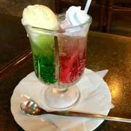 ジュリアン
