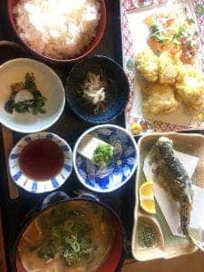 食事処 せり川