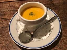 レストラン AKARI