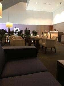 ラウンジ