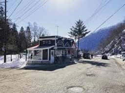 CAFE BASE HAKUBA