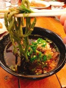 肉よもぎうどん どきどき
