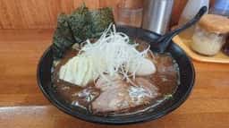 横浜ラーメン萬年家