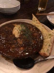 イザカヤミドリ