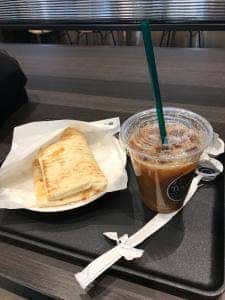 タリーズコーヒー エアポートウォーク名古屋店