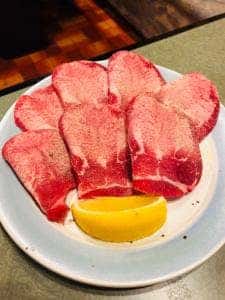 焼肉の国よってっ亭港店