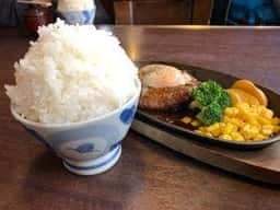 椿食堂 サセボ中央駅前店