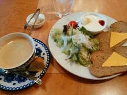ベッカライ&カフェ ビッテ