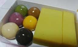 舟和 仲見世2号店