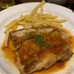 オステリア ピテカントロポ