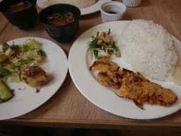 カフェ マルイ