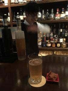 アニーホールバー