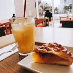 cube cafe&shop 十和田市現代美術館