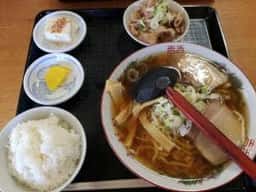 すがい食堂