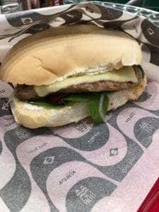 Quebom! Sandwich Stand