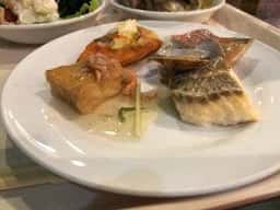 レストラン 白鳥 ホテルパームスプリング