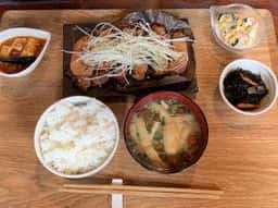 まるひら
